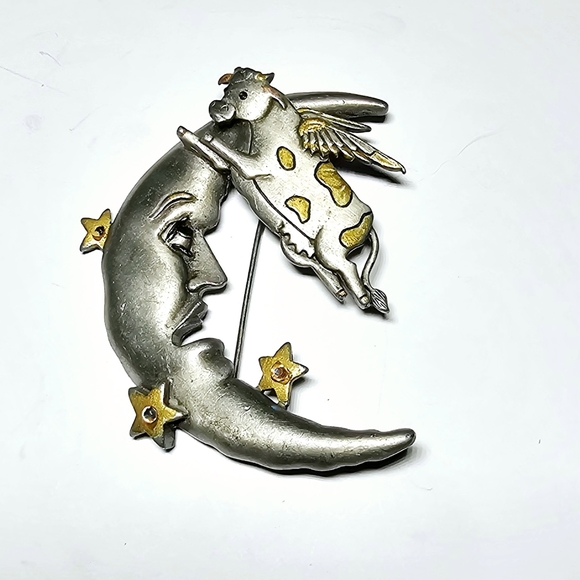 NWOT JJ silver with gold stars cow jumped over the moon brooch, campy, whimsical - Picture 1 of 4